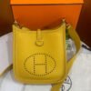 Hermès Evelyne 黃色皮革肩背袋
